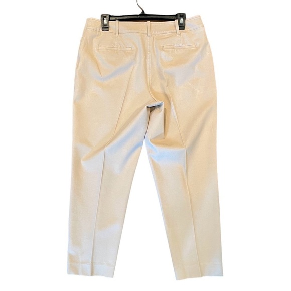 TALBOTS, WOMENS KHAKI CAPRIS. 2 FRONT POCKETS & 2 BACK POCKETS. SIZE 10 - Picture 4 of 9